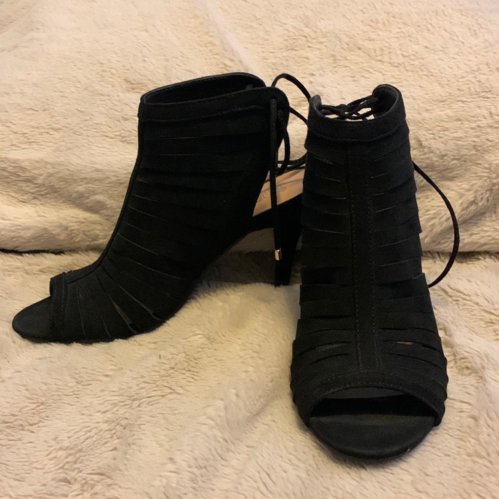Black heel